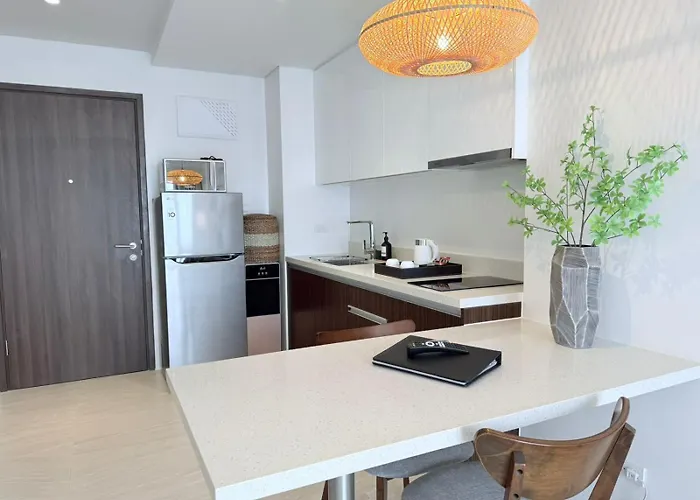 Tambuli Ocean View Luxe Studios, Mactan Seaside Residences アパート *