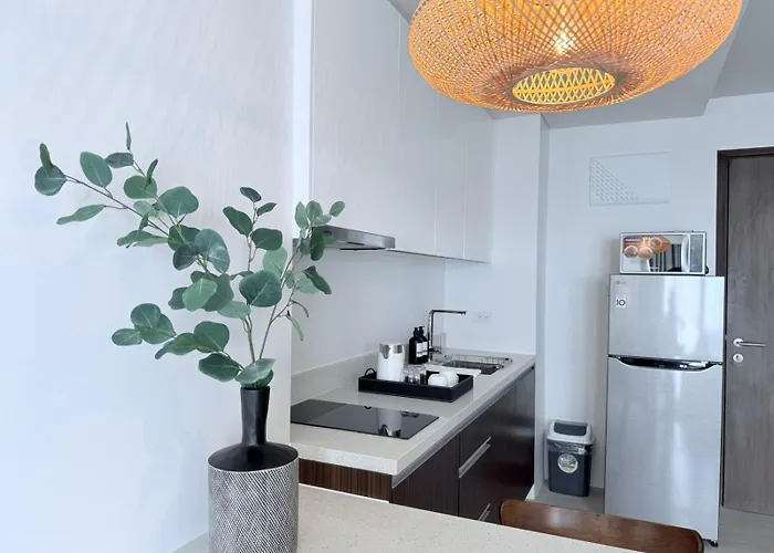 Tambuli Ocean View Luxe Studios, Mactan Seaside Residences