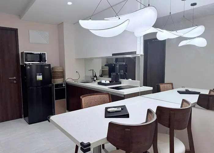 Tambuli Ocean View Luxe Studios, Mactan Seaside Residences アパート *